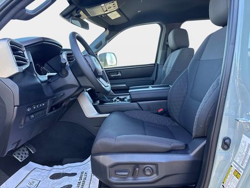 Used 2025 Toyota Tundra SR5 image 19