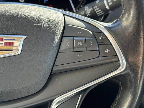 Used 2019 Cadillac XT5 Premium Luxury image 26