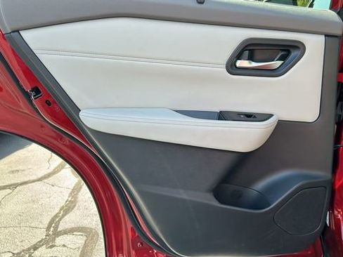 Certified 2023 Nissan Rogue SV w/ SV Premium B Package AWD/4WD image 20