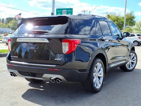 Used 2023 Ford Explorer Platinum w/ Technology Package AWD/4WD image 5