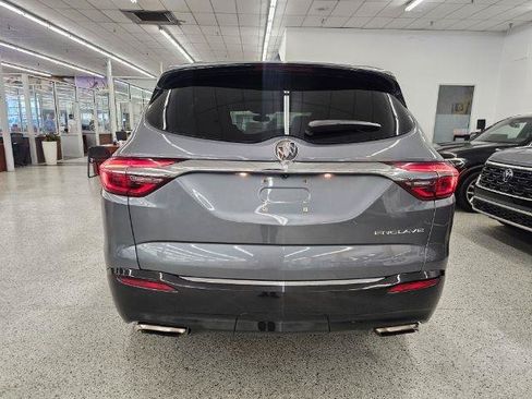 Used 2019 Buick Enclave Essence FWD image 6