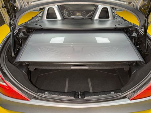 Used 2012 Mercedes-Benz SLK 350 image 10