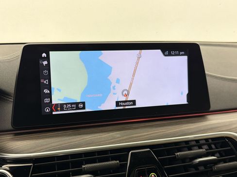 Used 2017 BMW 540i xDrive AWD/4WD image 26