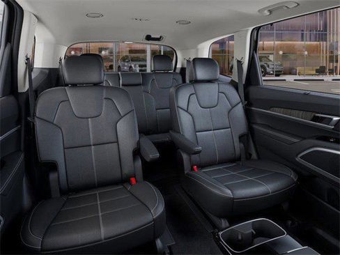 Certified 2025 Kia Telluride EX w/ EX Captain's Chair Package FWD image 16