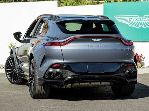 Used 2025 Aston Martin DBX 707 image 2