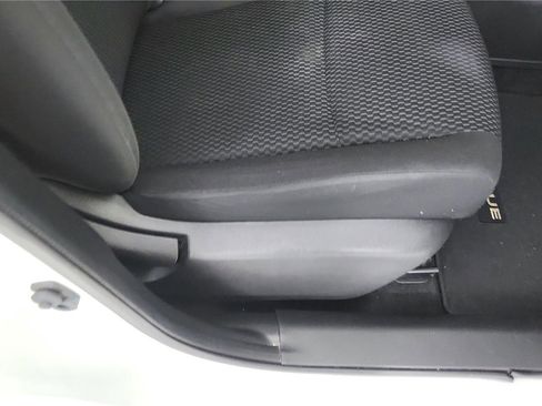 Used 2018 Nissan Rogue Sport S image 20