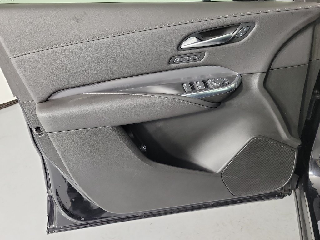 Used 2024 Cadillac XT4 Premium Luxury FWD image 20