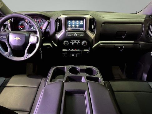 Used 2020 Chevrolet Silverado 1500 W/T w/ WT Convenience Package AWD/4WD image 8