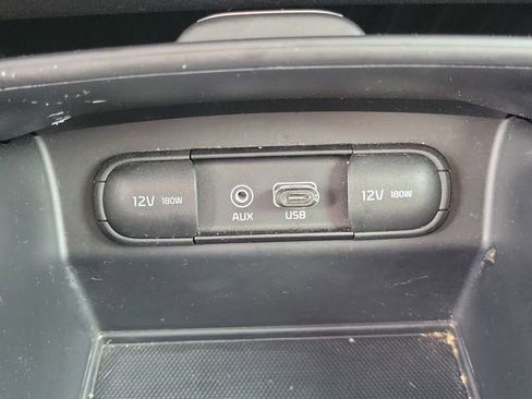 Used 2020 Kia Sorento LX AWD/4WD image 27
