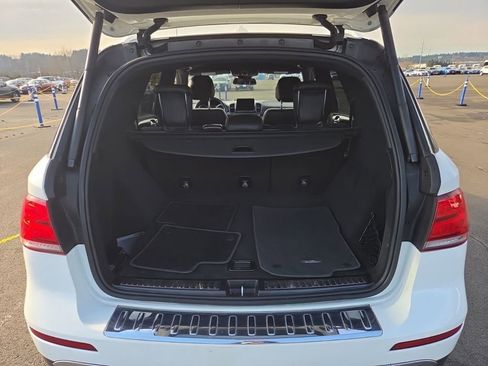 Used 2018 Mercedes-Benz GLE 350 4MATIC image 5