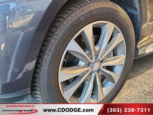 Used 2015 Mercedes-Benz GL 450 4MATIC image 4