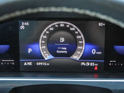 Used 2023 Volkswagen Tiguan SE image 22