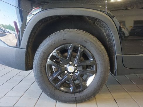 Used 2019 Chevrolet Traverse LS w/ LPO, Floor Liner Package AWD/4WD image 18