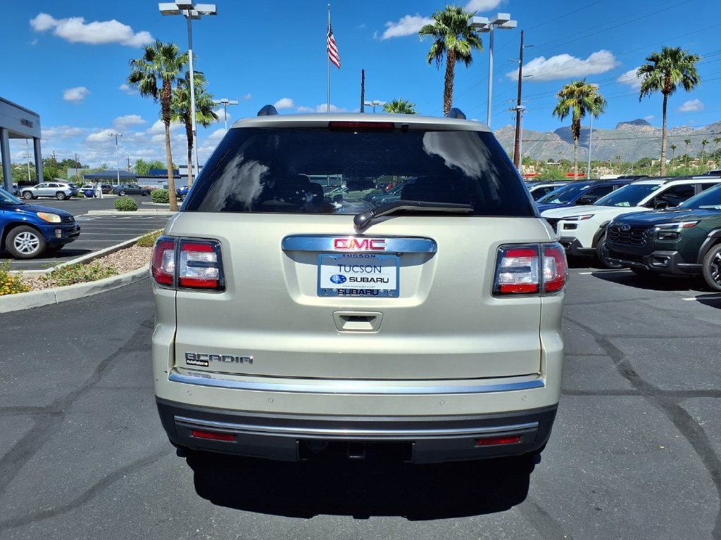 Used 2015 GMC Acadia SLE FWD image 11