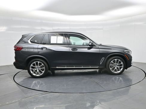 Used 2023 BMW X5 xDrive40i AWD/4WD image 29
