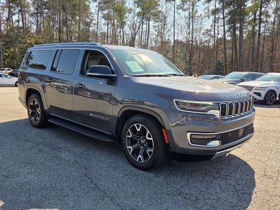 Used 2023 Jeep Wagoneer L Series III w/ Preferred Equipment Group