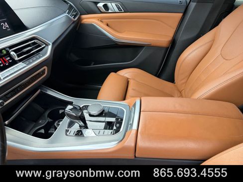 Used 2019 BMW X5 xDrive40i w/ Premium Package 2 AWD/4WD image 12