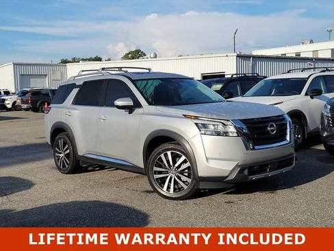 Used 2023 Nissan Pathfinder Platinum w/ Cargo Package AWD/4WD image 1
