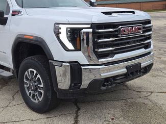 New 2026 GMC Sierra 3500 SLT w/ SLT Premium Package video 2