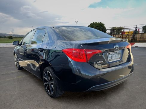 Used 2019 Toyota Corolla SE w/ Carpet Mat Package (TMS) FWD image 4