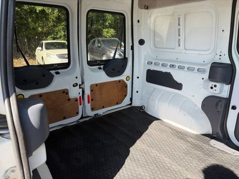 Used 2010 Ford Transit Connect XLT FWD image 17