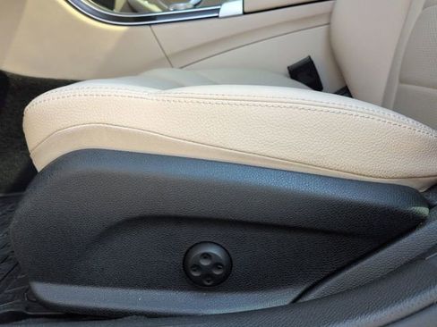 Used 2021 Mercedes-Benz C 300 4MATIC Sedan image 19