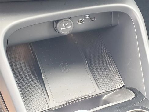 New 2026 Volvo XC40 B5 Ultra w/ Climate Package image 24