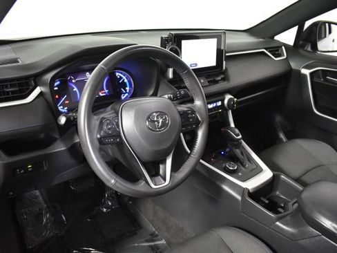 Used 2023 Toyota RAV4 SE AWD/4WD image 13