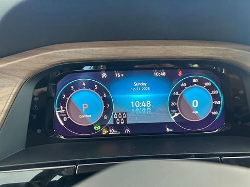New 2026 Volkswagen Atlas SE FWD image 24