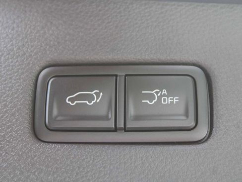 New 2025 Kia Carnival EX image 14