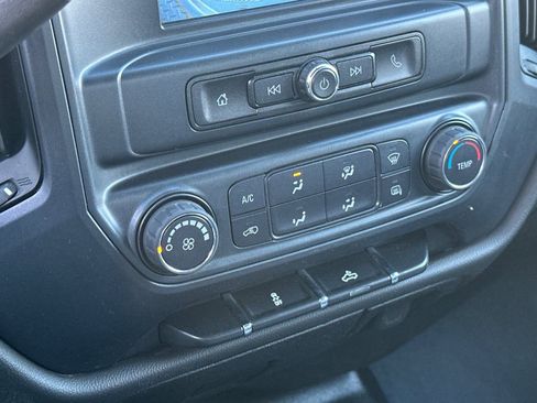 Used 2019 Chevrolet Silverado 2500 W/T w/ WT Convenience Package image 19