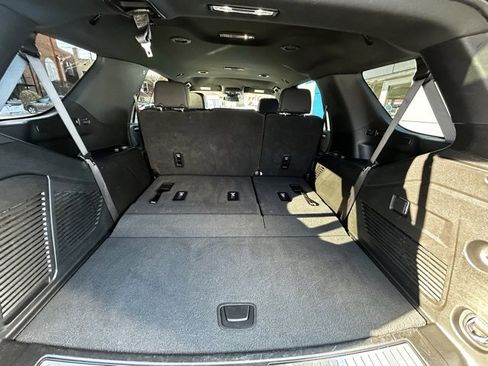 Used 2025 Chevrolet Tahoe Z71 image 21