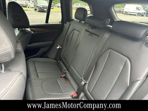 Used 2018 BMW X3 xDrive30i w/ M Sport Package AWD/4WD image 13