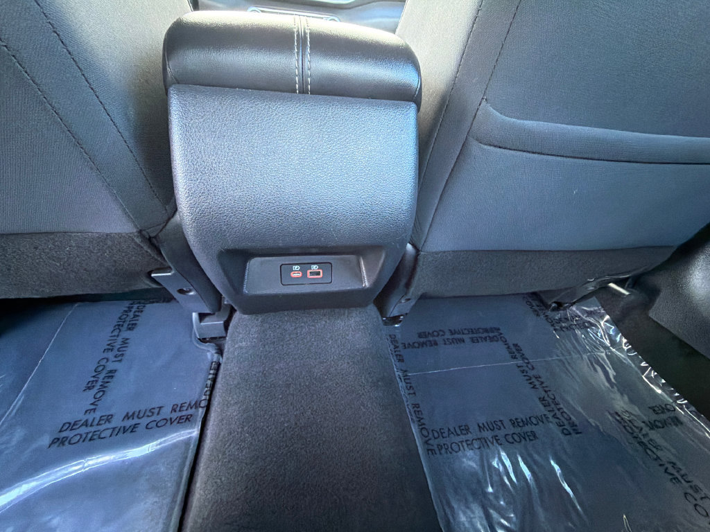 Used 2024 Nissan Altima 2.5 SV FWD image 13