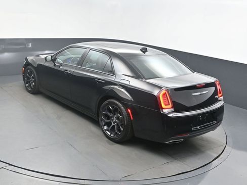 Used 2020 Chrysler 300 S w/ 300S Premium Group image 35