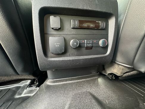 Used 2016 Lincoln Navigator Reserve image 17