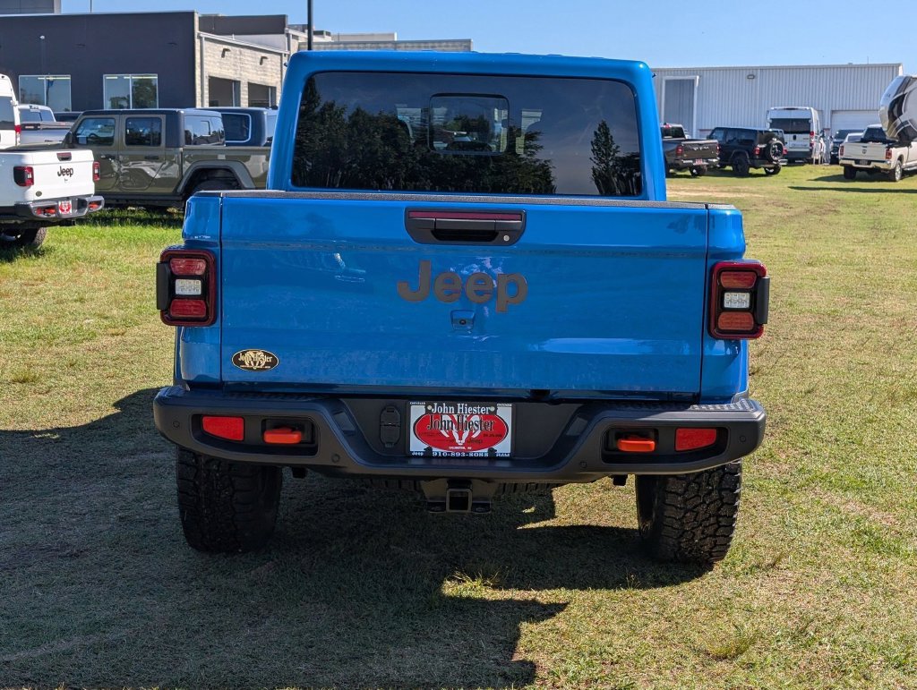 New 2026 Jeep Gladiator Mojave w/ Safety Group AWD/4WD image 6