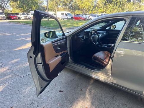 Used 2019 Lexus ES 350 w/ Premium Package FWD image 10