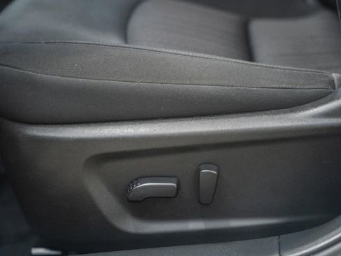 Used 2023 Nissan Altima 2.5 SV AWD/4WD image 39