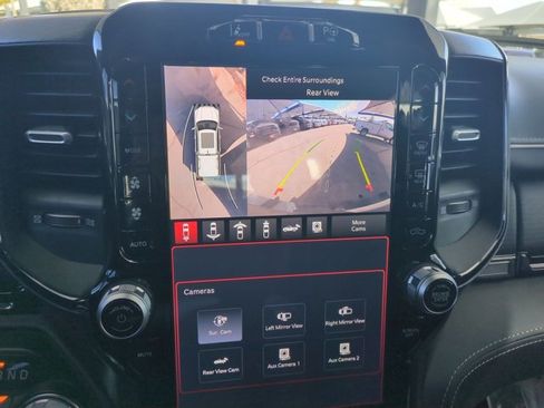 Used 2024 RAM 1500 Limited image 12