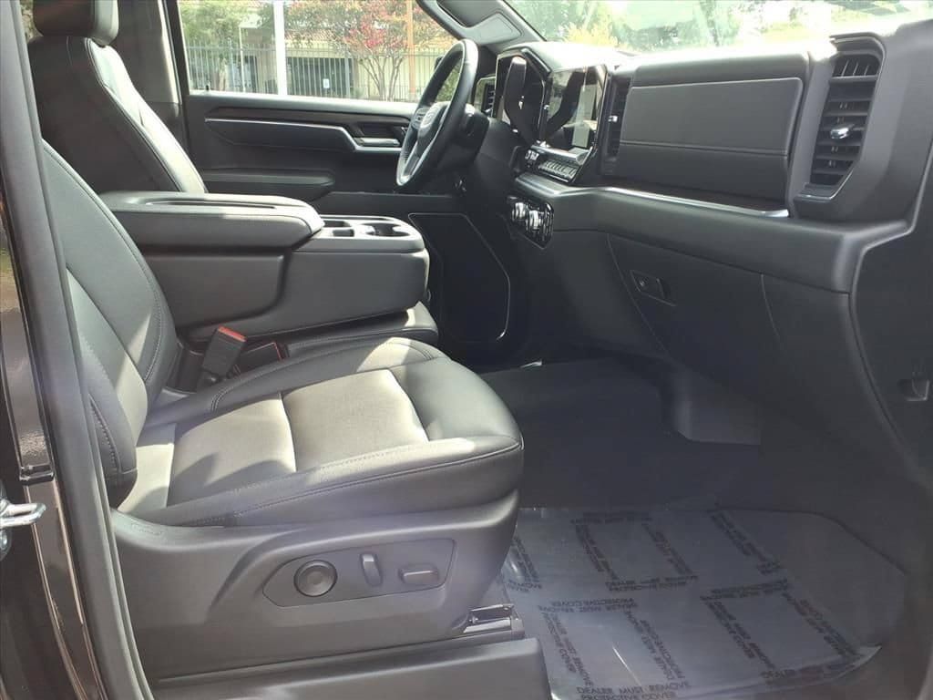 Used 2026 GMC Sierra 1500 SLT RWD image 21