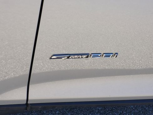 Used 2017 BMW X3 sDrive28i image 10