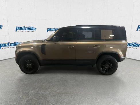 Used 2021 Land Rover Defender 110 S AWD/4WD image 6