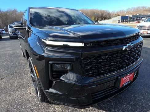 New 2026 Chevrolet Traverse RS w/ LPO, Floor Liner Package image 11