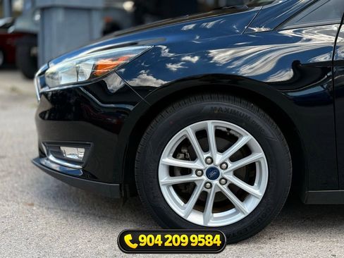 Used 2018 Ford Focus SE FWD image 10