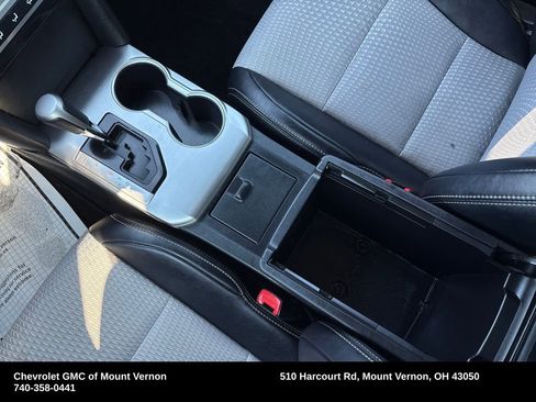 Used 2014 Toyota Camry SE image 20