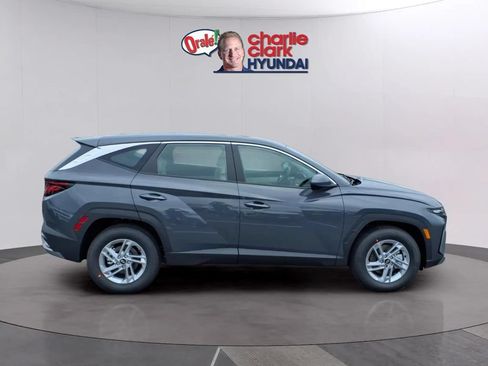 New 2026 Hyundai Tucson SE FWD image 6
