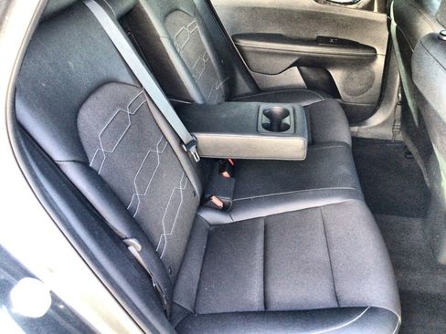 Used 2024 Kia Forte GT-Line image 28