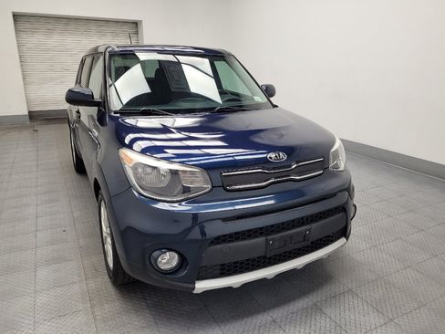Used 2018 Kia Soul + FWD image 14