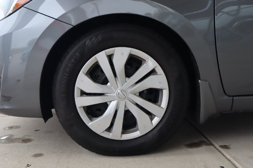 Used 2024 Nissan Versa S w/ Trunk Package FWD image 4